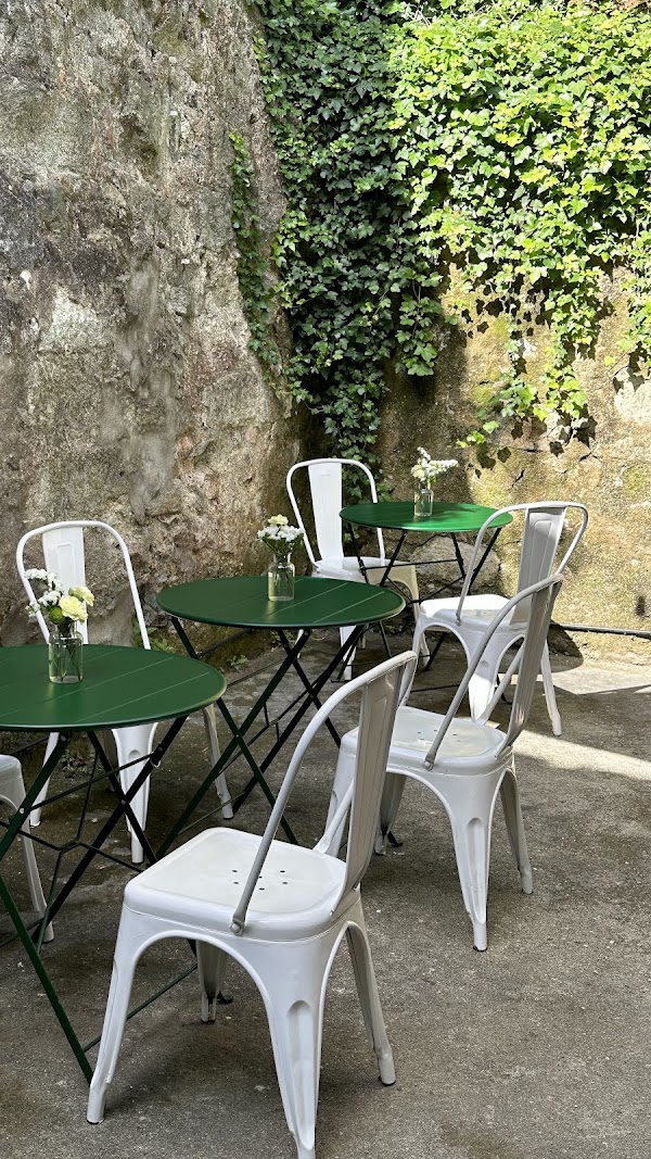 Rosi. Café & more — work cafe in Porto