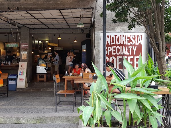 Anomali Coffee Ubud — work cafe in Ubud