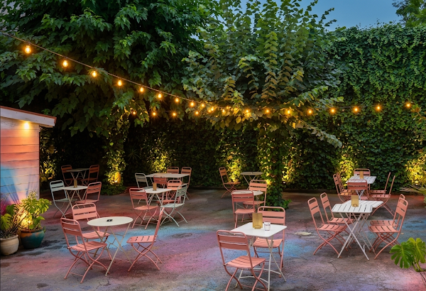 Supernova Café — work cafe in Porto