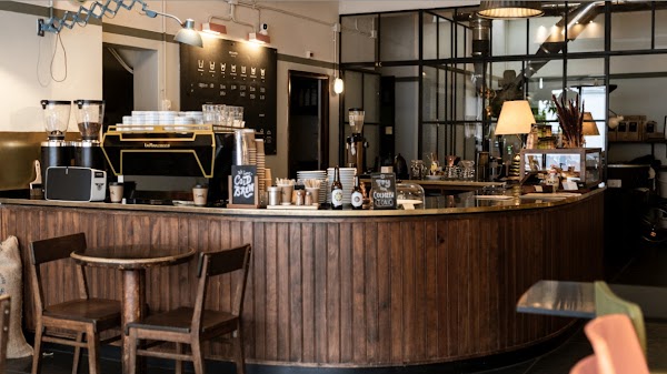 Combi Coffee Roasters — work cafe in Porto